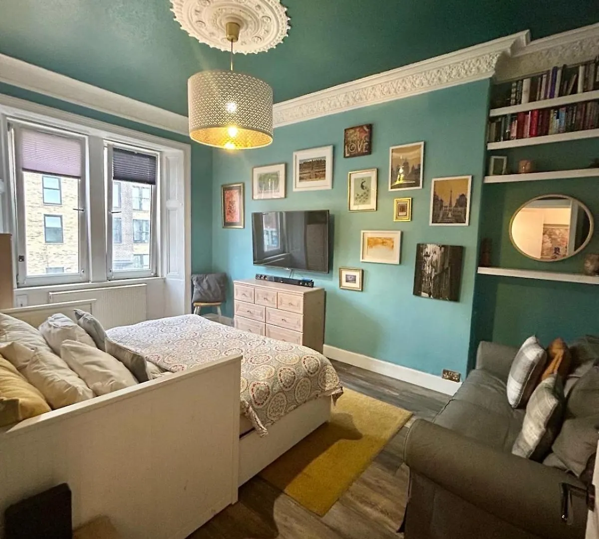 Trendy Historic Flat In Edinburgh Apartment United Kingdom